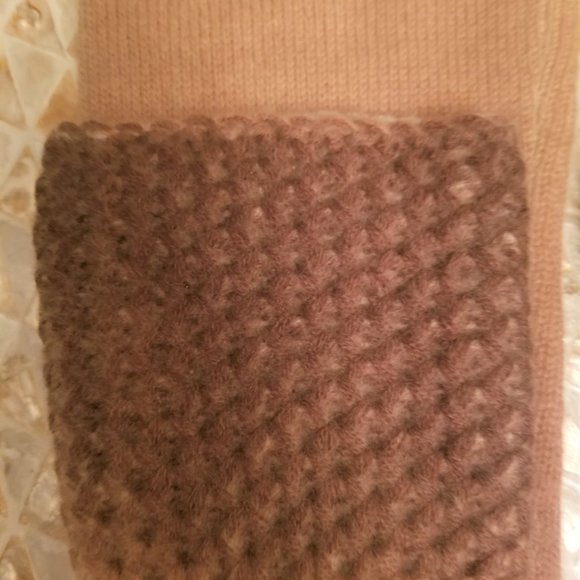 Firm Price🌼NWT 100% Cashmere Arm Warmers - O/S
